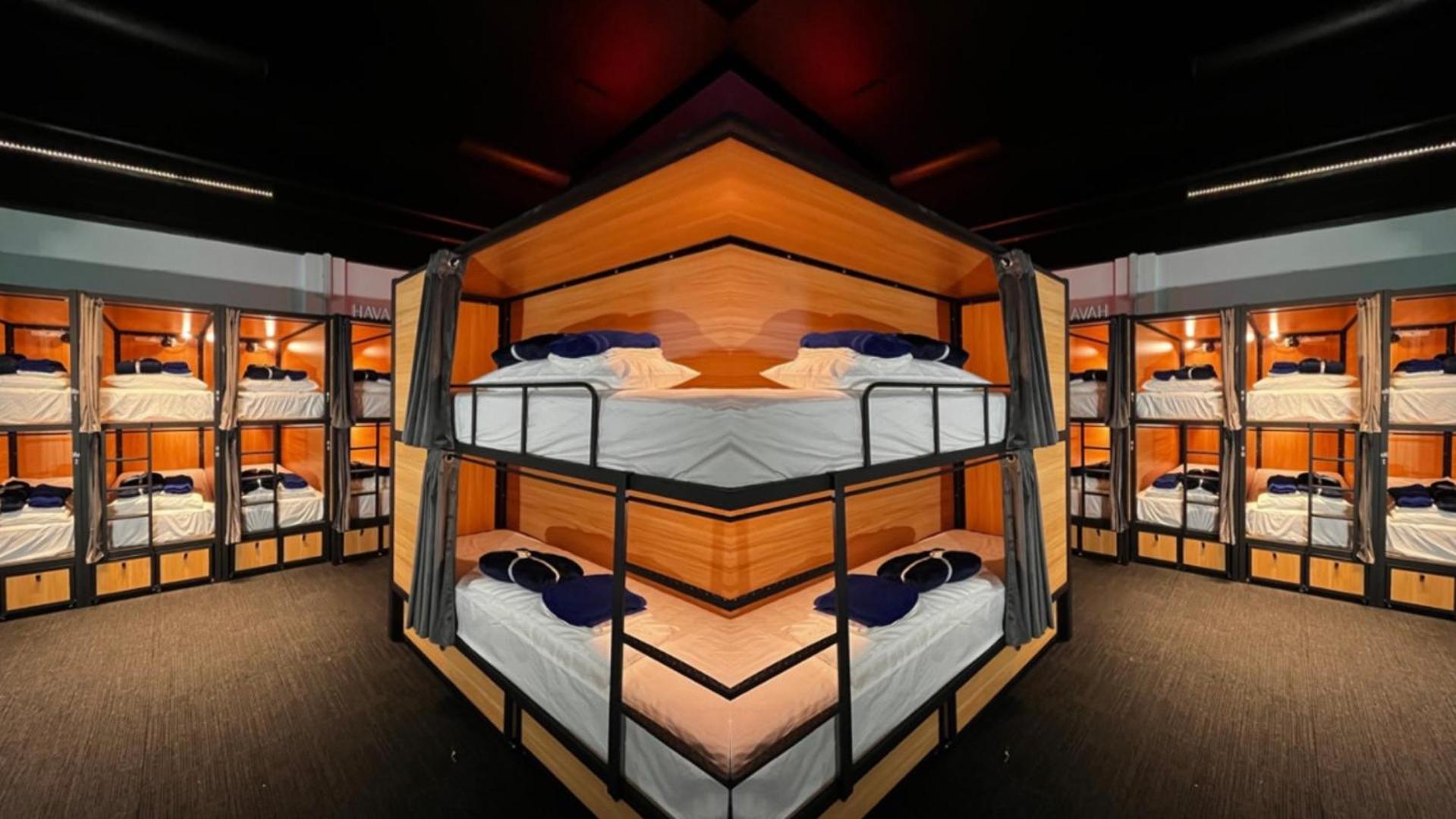 Capsuleaccom Hostel Gold Coast Exterior foto